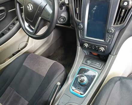 Белый BAIC EU260, объемом двигателя 0 л и пробегом 50 тыс. км за 9600 $, фото 6 на Automoto.ua