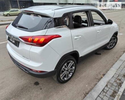 BAIC X3, объемом двигателя 1.5 л и пробегом 4 тыс. км за 15990 $, фото 9 на Automoto.ua