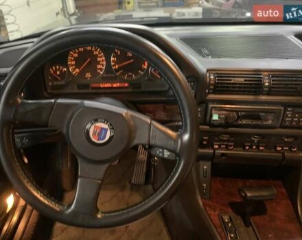 Черный BMW-Alpina B12, объемом двигателя 0 л и пробегом 139 тыс. км за 25000 $, фото 5 на Automoto.ua