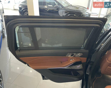 Черный BMW-Alpina XB7, объемом двигателя 4.39 л и пробегом 34 тыс. км за 194900 $, фото 16 на Automoto.ua