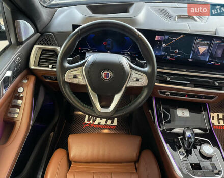 Черный BMW-Alpina XB7, объемом двигателя 4.39 л и пробегом 34 тыс. км за 194900 $, фото 26 на Automoto.ua