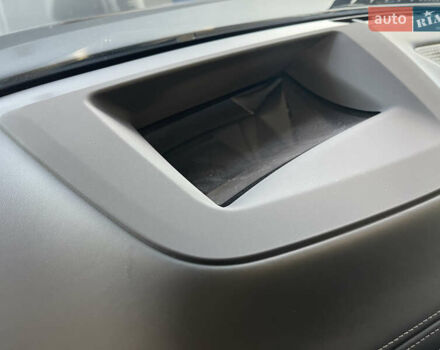 Черный BMW-Alpina XB7, объемом двигателя 4.39 л и пробегом 34 тыс. км за 194900 $, фото 25 на Automoto.ua