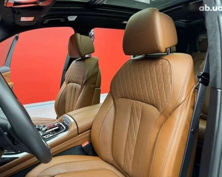 BMW-Alpina XB7 2023 у Києві на Automoto.ua BMW-Alpina XB7, об'ємом двигуна 4.4 л та пробігом 32 тис. км за 197900 $, фото 25 на Automoto.ua