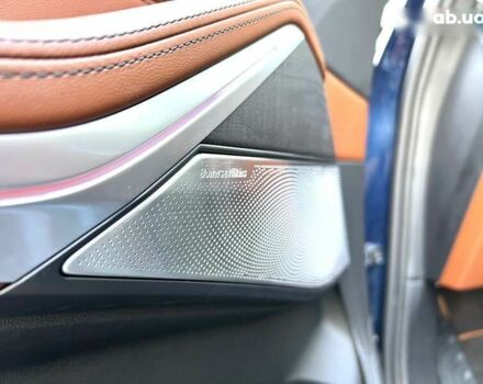 BMW-Alpina XB7, объемом двигателя 4.4 л и пробегом 22 тыс. км за 217000 $, фото 22 на Automoto.ua