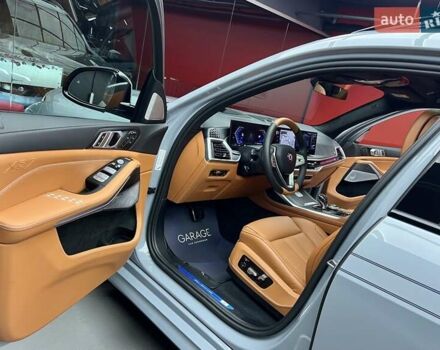 Серый BMW-Alpina XB7, объемом двигателя 4.4 л и пробегом 28 тыс. км за 209000 $, фото 29 на Automoto.ua