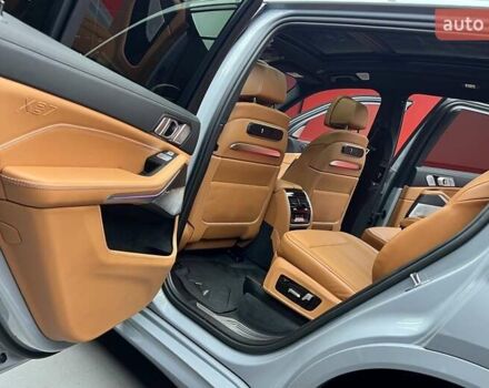 Серый BMW-Alpina XB7, объемом двигателя 4.4 л и пробегом 28 тыс. км за 209000 $, фото 44 на Automoto.ua