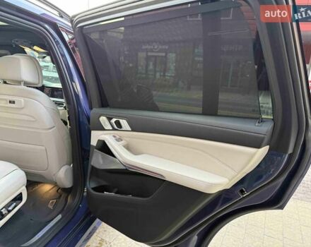 Синий BMW-Alpina XB7, объемом двигателя 4.4 л и пробегом 59 тыс. км за 124900 $, фото 66 на Automoto.ua