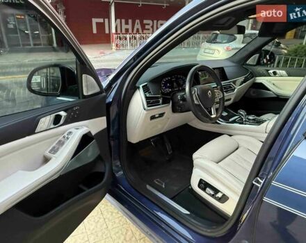 Синий BMW-Alpina XB7, объемом двигателя 4.4 л и пробегом 59 тыс. км за 124900 $, фото 26 на Automoto.ua