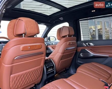 Синій BMW-Alpina XB7, об'ємом двигуна 4.39 л та пробігом 22 тис. км за 217000 $, фото 25 на Automoto.ua