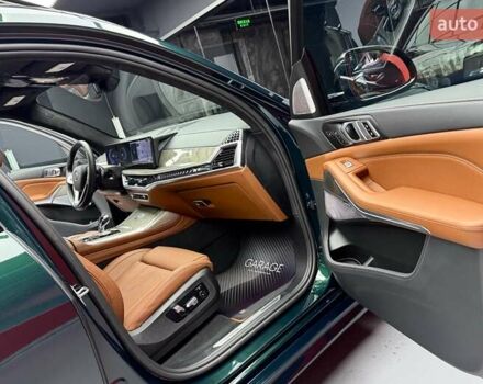 Зеленый BMW-Alpina XB7, объемом двигателя 4.4 л и пробегом 9 тыс. км за 167700 $, фото 61 на Automoto.ua