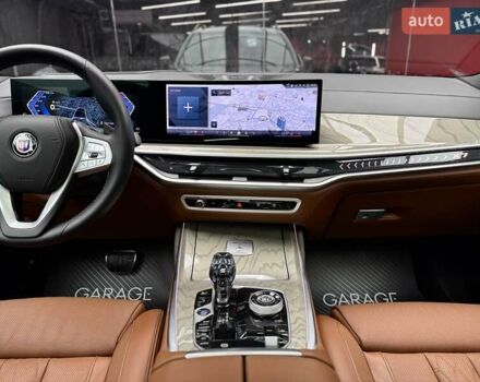 Зеленый BMW-Alpina XB7, объемом двигателя 4.4 л и пробегом 9 тыс. км за 167700 $, фото 41 на Automoto.ua