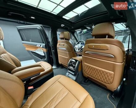 Зелений BMW-Alpina XB7, об'ємом двигуна 4.39 л та пробігом 9 тис. км за 155500 $, фото 58 на Automoto.ua