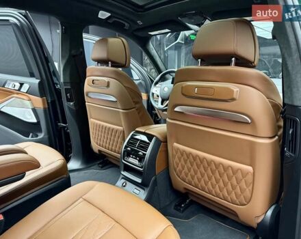 Зелений BMW-Alpina XB7, об'ємом двигуна 4.39 л та пробігом 9 тис. км за 155500 $, фото 57 на Automoto.ua