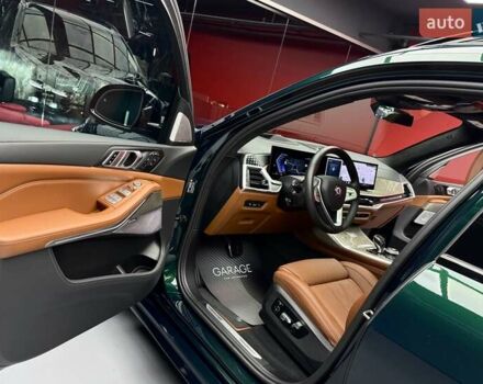 Зеленый BMW-Alpina XB7, объемом двигателя 4.4 л и пробегом 9 тыс. км за 167700 $, фото 29 на Automoto.ua