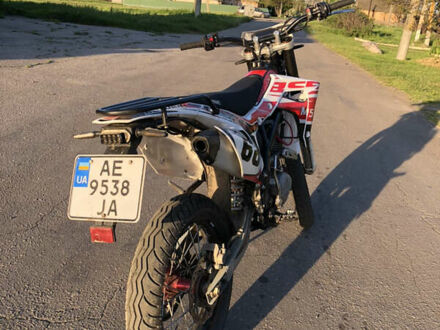 BSE J10 2021 у Покров (Орджонікідзе) на Automoto.ua Червоний BSE J10, об'ємом двигуна 0.25 л та пробігом 1 тис. км за 1800 $, фото 1 на Automoto.ua