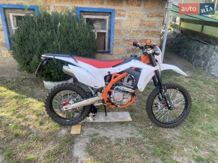 BSE J11 2024 в Полтаве на Automoto.ua Красный BSE J11, объемом двигателя 0.3 л и пробегом 1 тыс. км за 2400 $, фото 1 на Automoto.ua