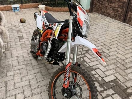 Белый BSE SP04 Enduro Starter, объемом двигателя 8.8 л и пробегом 96 тыс. км за 1000 $, фото 1 на Automoto.ua