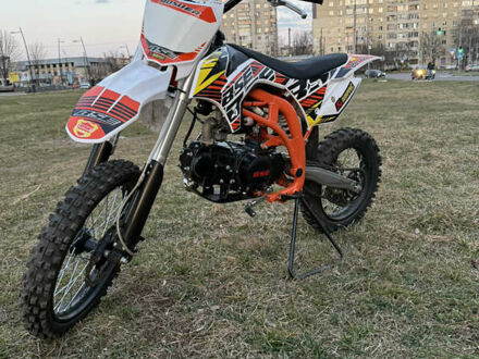 BSE SP04 Enduro Starter 2022 у Львові на Automoto.ua BSE SP04 Enduro Starter, об'ємом двигуна 0.12 л та пробігом 1 тис. км за 892 $, фото 1 на Automoto.ua