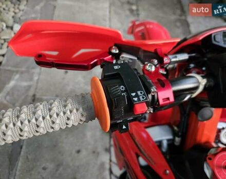 Красный BSE X8, объемом двигателя 0.3 л и пробегом 400 тыс. км за 4100 $, фото 1 на Automoto.ua