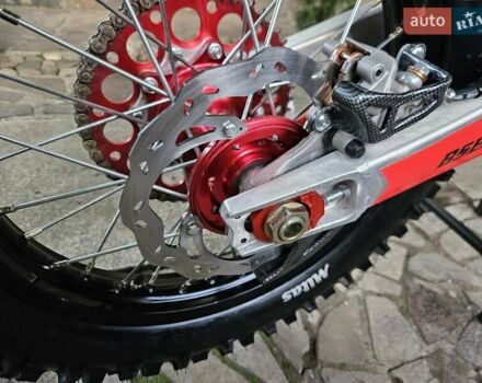 Красный BSE X8, объемом двигателя 0.3 л и пробегом 400 тыс. км за 4100 $, фото 7 на Automoto.ua