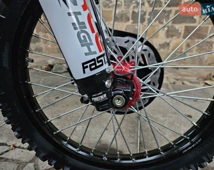 Красный BSE X8, объемом двигателя 0.3 л и пробегом 400 тыс. км за 4100 $, фото 11 на Automoto.ua