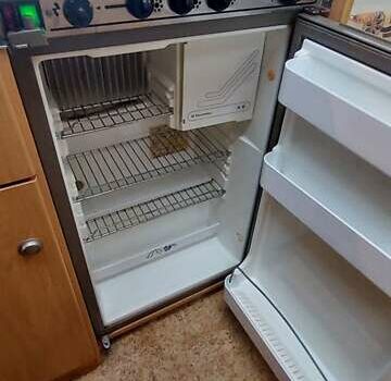 Білий Buerstner Averso Premium, об'ємом двигуна 0 л та пробігом 3 тис. км за 8399 $, фото 52 на Automoto.ua