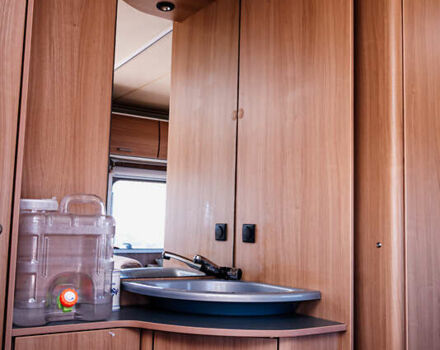 Серый Buerstner Averso Premium, объемом двигателя 0 л и пробегом 1 тыс. км за 12000 $, фото 22 на Automoto.ua