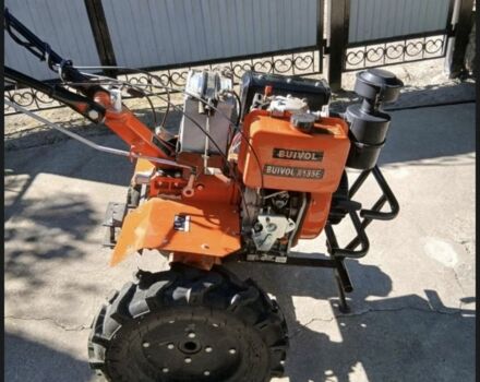 Оранжевый Buivol X135E, объемом двигателя 10 л и пробегом 10 тыс. км за 313 $, фото 2 на Automoto.ua