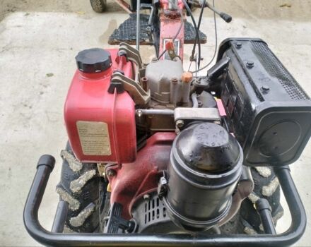 Красный Buivol X 105, объемом двигателя 10 л и пробегом 112 тыс. км за 335 $, фото 2 на Automoto.ua