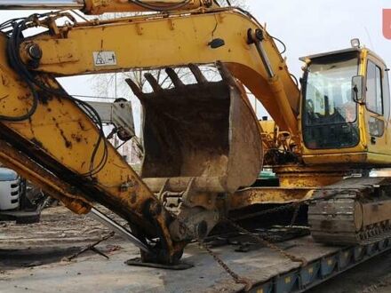 Case Construction CX 240 2008 у Києві на Automoto.ua Case Construction CX 240, об'ємом двигуна 0 л та пробігом 0 тис. км за 48000 $, фото 1 на Automoto.ua