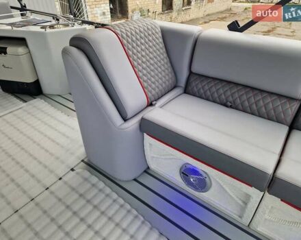 Сірий Charge Day 740 Lounge, об'ємом двигуна 0 л та пробігом 0 тис. км за 68900 $, фото 14 на Automoto.ua