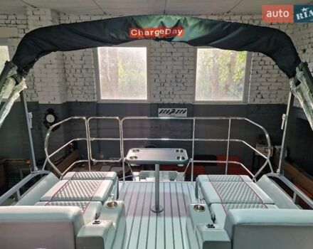 Сірий Charge Day 740 Lounge, об'ємом двигуна 0 л та пробігом 0 тис. км за 68900 $, фото 9 на Automoto.ua