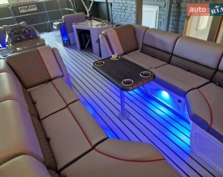 Сірий Charge Day 740 Lounge, об'ємом двигуна 0 л та пробігом 0 тис. км за 68900 $, фото 7 на Automoto.ua