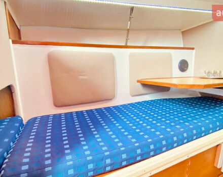 Colvic UFO 27 1989 у Києві на Automoto.ua Colvic UFO 27, об'ємом двигуна 0 л та пробігом 0 тис. км за 18000 $, фото 10 на Automoto.ua