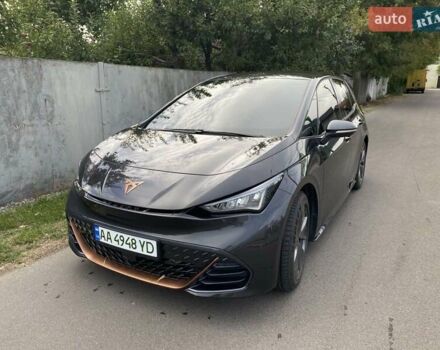 Cupra Born 2023 в Киеве на Automoto.ua Черный Cupra Born, объемом двигателя 0 л и пробегом 49 тыс. км за 27000 $, фото 40 на Automoto.ua