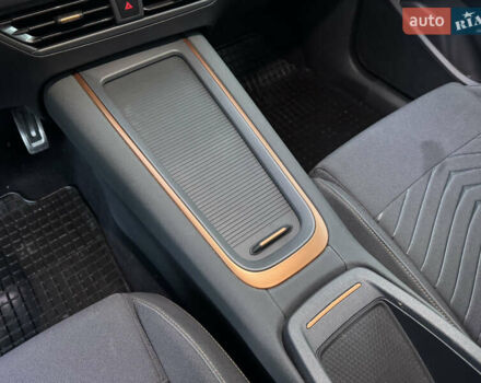 Коричневый Cupra Born, объемом двигателя 0 л и пробегом 4 тыс. км за 15500 $, фото 29 на Automoto.ua