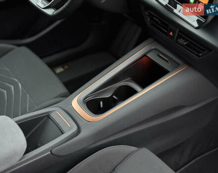 Cupra Born, объемом двигателя 0 л и пробегом 60 тыс. км за 14900 $, фото 46 на Automoto.ua