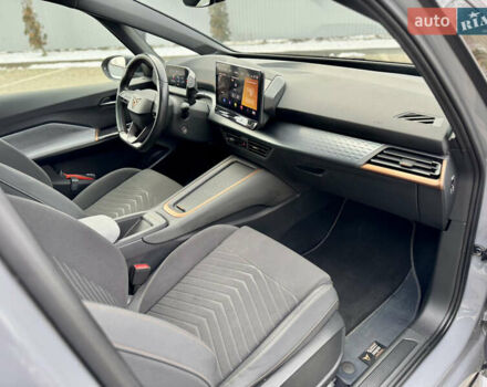 Сірий Cupra Born, об'ємом двигуна 0 л та пробігом 125 тис. км за 19500 $, фото 75 на Automoto.ua
