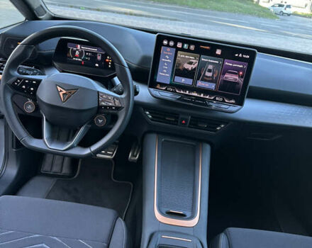 Cupra Born 2024 в Тернополе на Automoto.ua Серый Cupra Born, объемом двигателя 0 л и пробегом 14 тыс. км за 27500 $, фото 40 на Automoto.ua