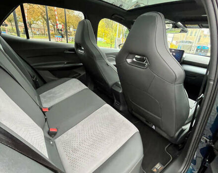 Синій Cupra Born, об'ємом двигуна 0 л та пробігом 65 тис. км за 23997 $, фото 19 на Automoto.ua