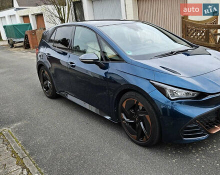 Зелений Cupra Born, об'ємом двигуна 0 л та пробігом 27 тис. км за 32950 $, фото 2 на Automoto.ua