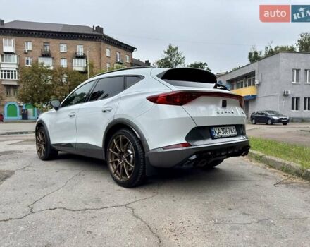 Белый Cupra Formentor, объемом двигателя 1.98 л и пробегом 35 тыс. км за 42000 $, фото 4 на Automoto.ua