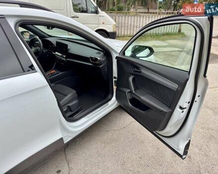 Белый Cupra Formentor, объемом двигателя 1.98 л и пробегом 35 тыс. км за 42000 $, фото 6 на Automoto.ua