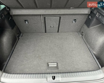 Белый Cupra Formentor, объемом двигателя 1.98 л и пробегом 19 тыс. км за 44028 $, фото 17 на Automoto.ua