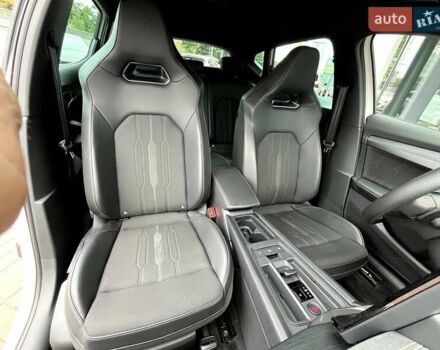 Белый Cupra Formentor, объемом двигателя 1.98 л и пробегом 18 тыс. км за 1790000 $, фото 15 на Automoto.ua