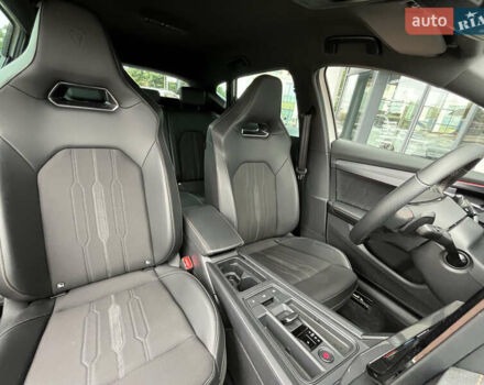 Белый Cupra Formentor, объемом двигателя 1.98 л и пробегом 18 тыс. км за 42727 $, фото 19 на Automoto.ua