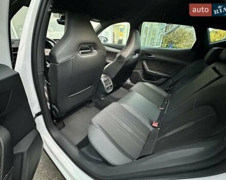 Белый Cupra Formentor, объемом двигателя 1.98 л и пробегом 7 тыс. км за 42000 $, фото 7 на Automoto.ua