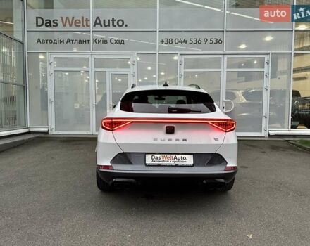 Белый Cupra Formentor, объемом двигателя 1.98 л и пробегом 7 тыс. км за 42000 $, фото 3 на Automoto.ua