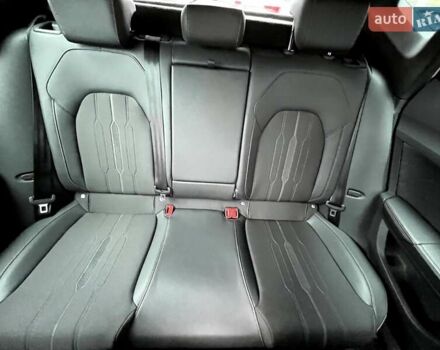 Белый Cupra Formentor, объемом двигателя 1.98 л и пробегом 18 тыс. км за 1790000 $, фото 16 на Automoto.ua