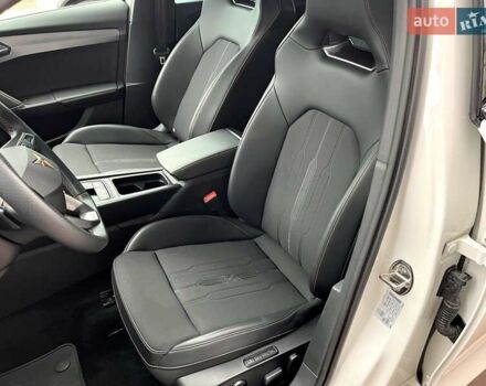 Белый Cupra Formentor, объемом двигателя 1.98 л и пробегом 18 тыс. км за 1790000 $, фото 9 на Automoto.ua